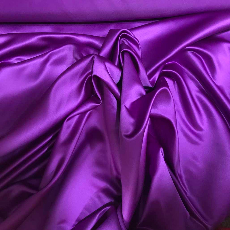 Tissu pour robe de mariée en satin duchesse