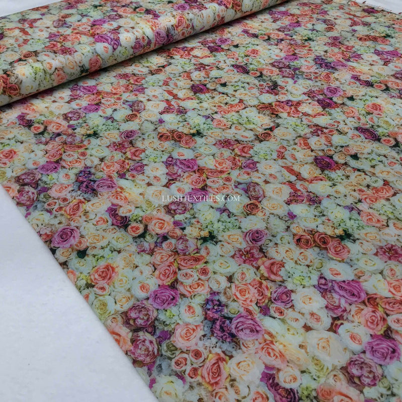 Tissu artisanal en coton numérique à imprimé de roses florales