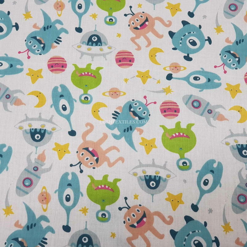 Aliens Sci-fi Polycotton Fabric, White