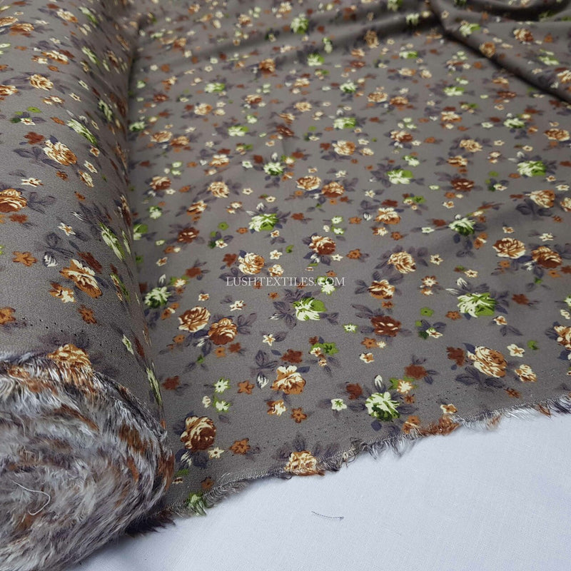 Tissu pour robe 100 % viscose Vintage Roses, taupe