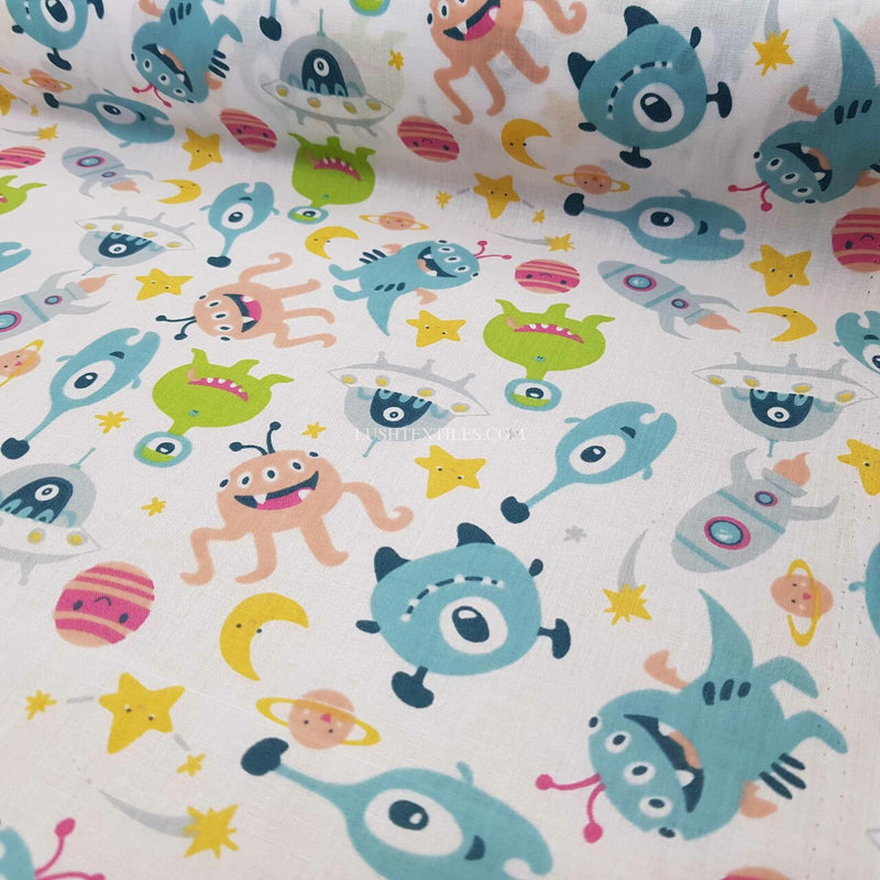 Aliens Sci-fi Polycotton Fabric, White