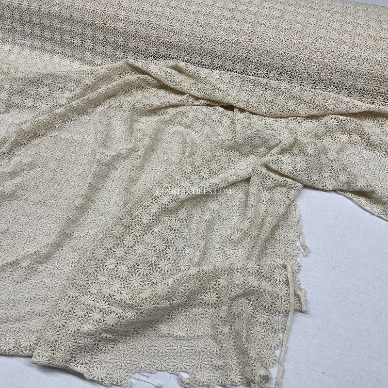 Gisselle Spot Floral Guipure Français Tissu de Dentelle de Venise, Beige