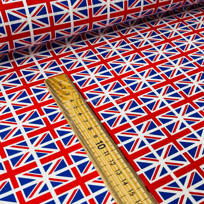 Tissu popeline 100 % coton Rose et Hubble Mini drapeaux Union Jack