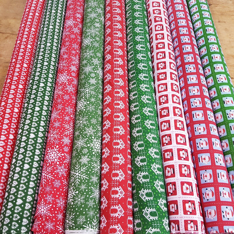 CHRISTMAS Polycotton XMAS Prints Quilting Dress Sewing Fabrics JOB LOT WHOLESALE