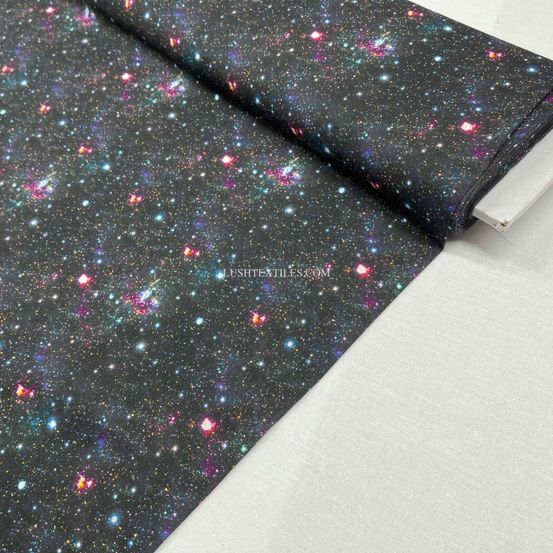 Tissu 100% coton Galaxy Space Planets Universe Star Wars Childrens Kids, Noir